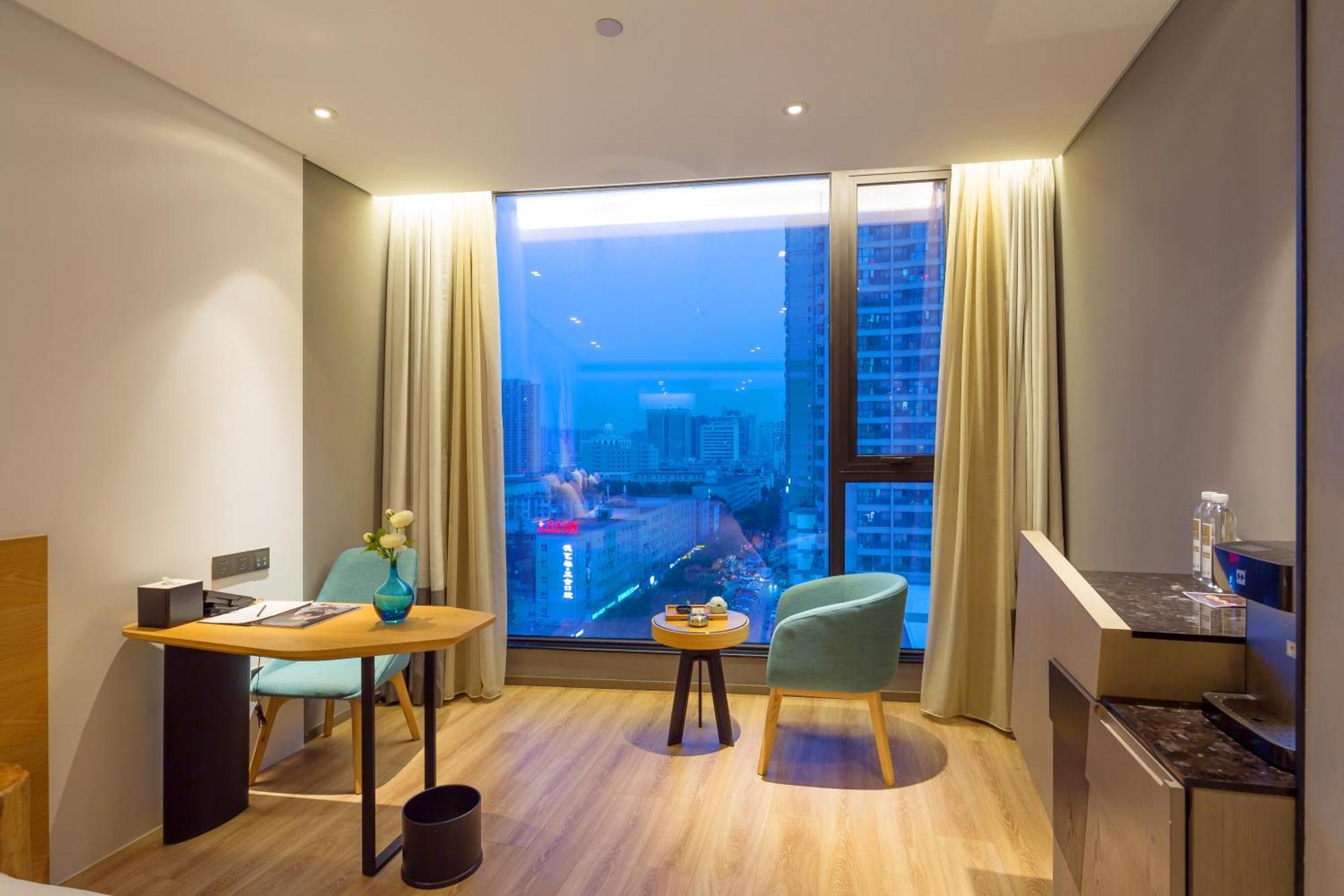M Hotel Čeng-čou Exteriér fotografie