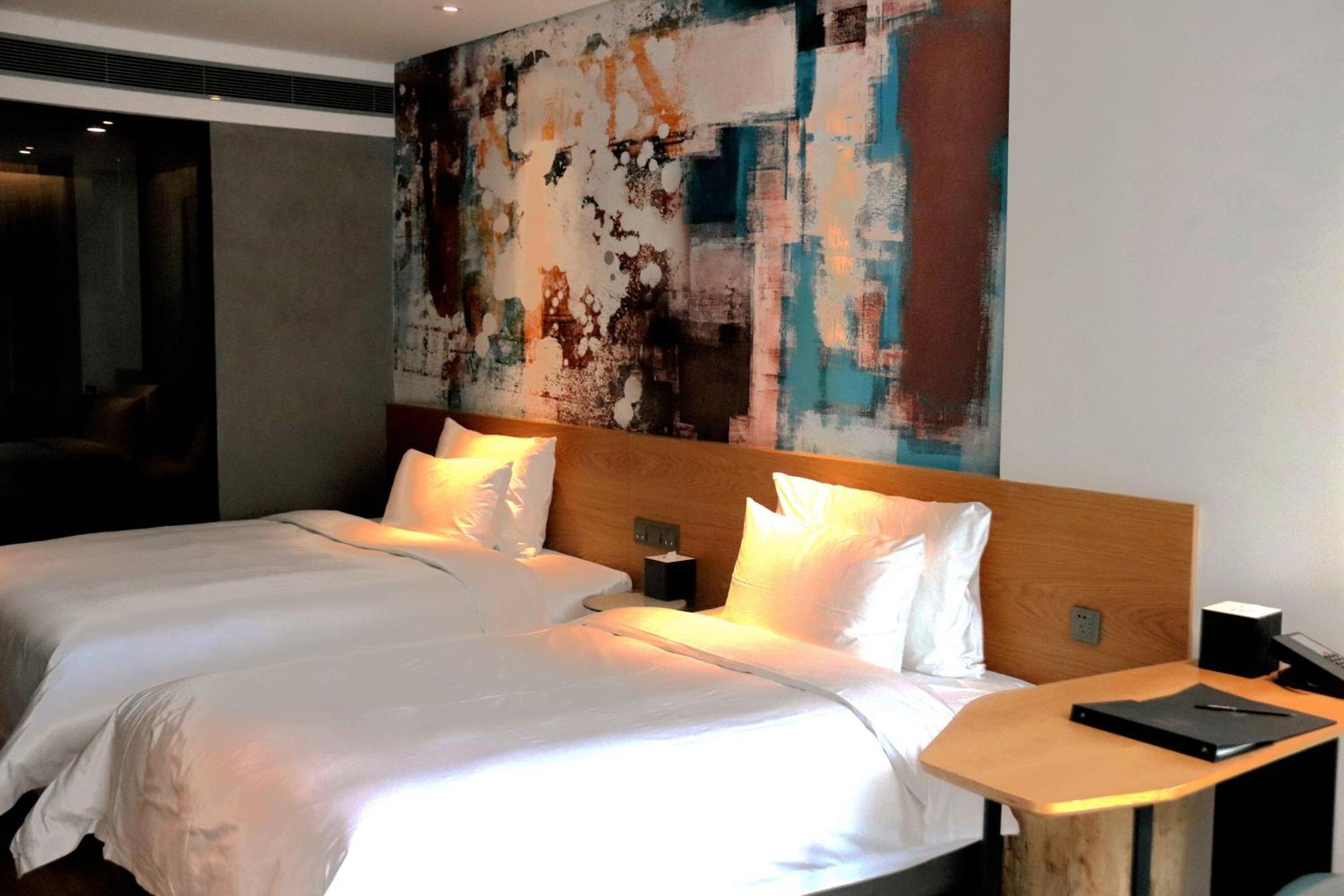 M Hotel Čeng-čou Exteriér fotografie