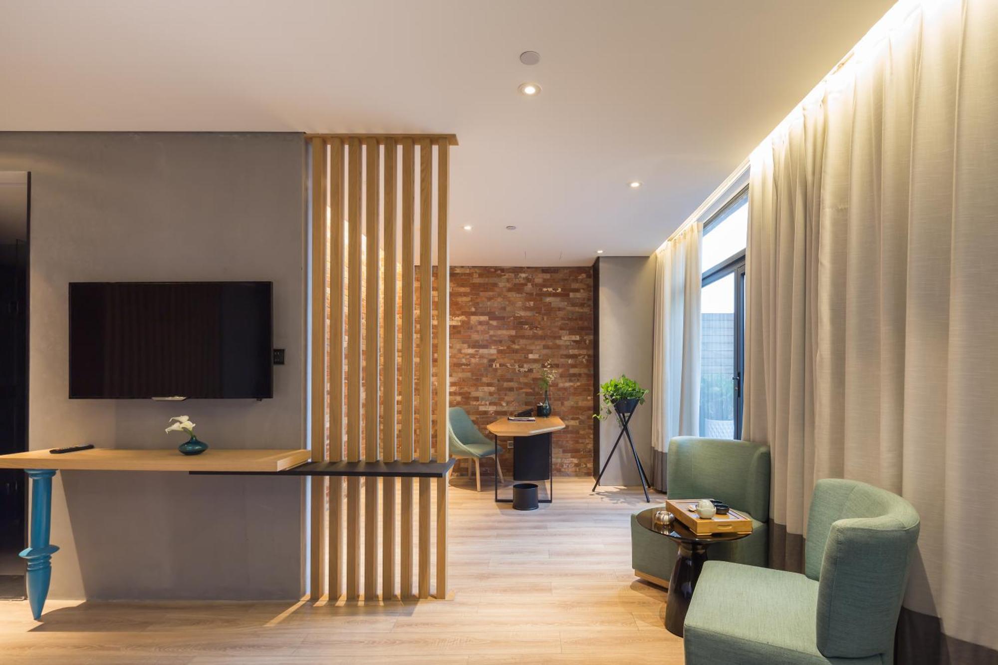 M Hotel Čeng-čou Exteriér fotografie