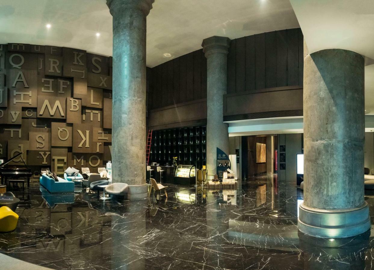 M Hotel Čeng-čou Exteriér fotografie
